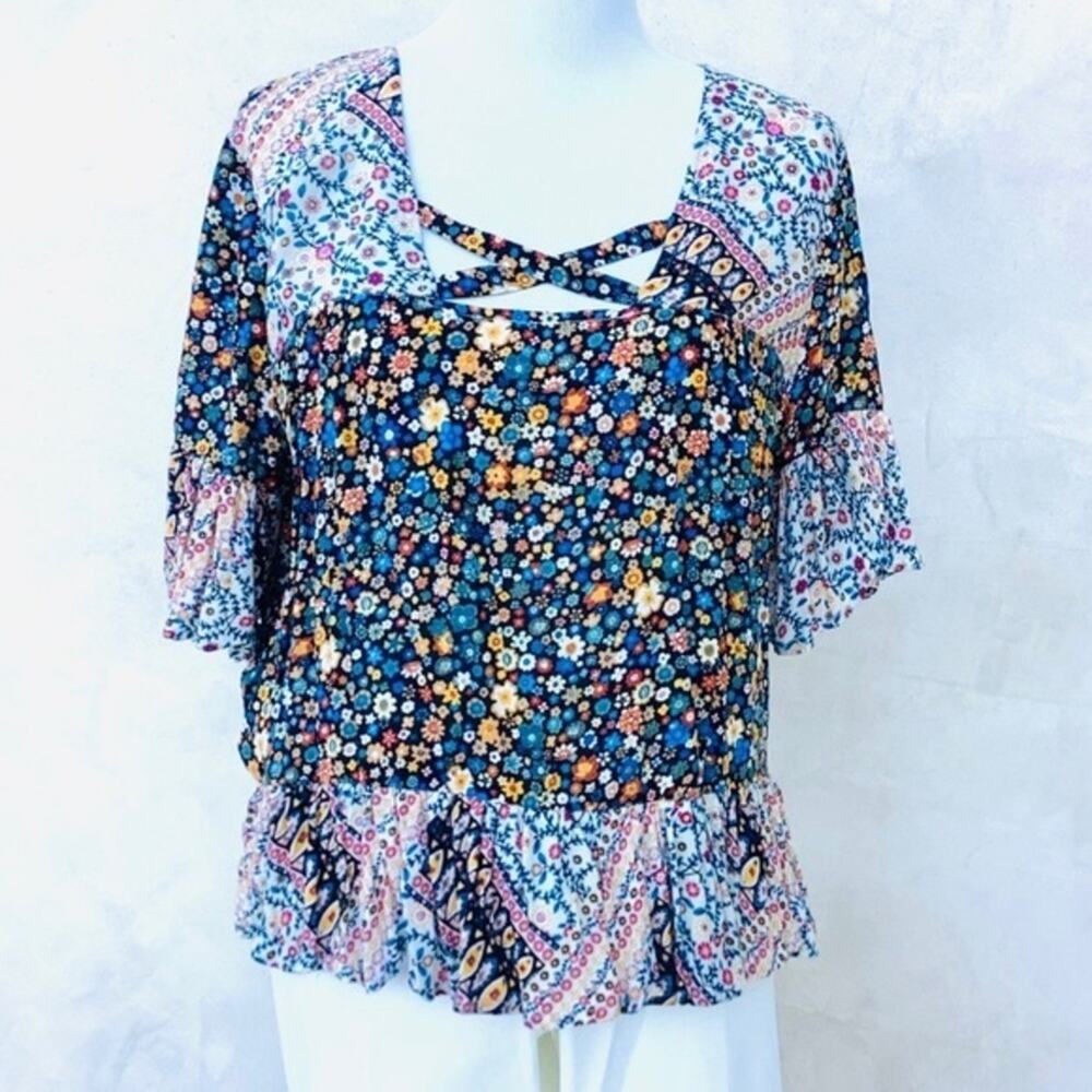 BCBGENERATION Floral Ruffle Top Black